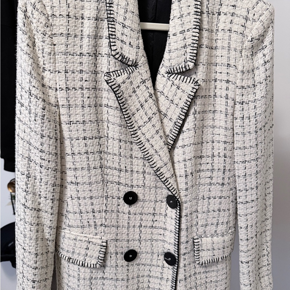 Zara Women's Tweed Blazer - Cream and Black